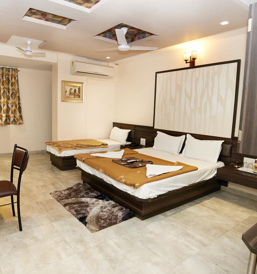 Hotel Sai Suraj Park شيردي المظهر الخارجي الصورة