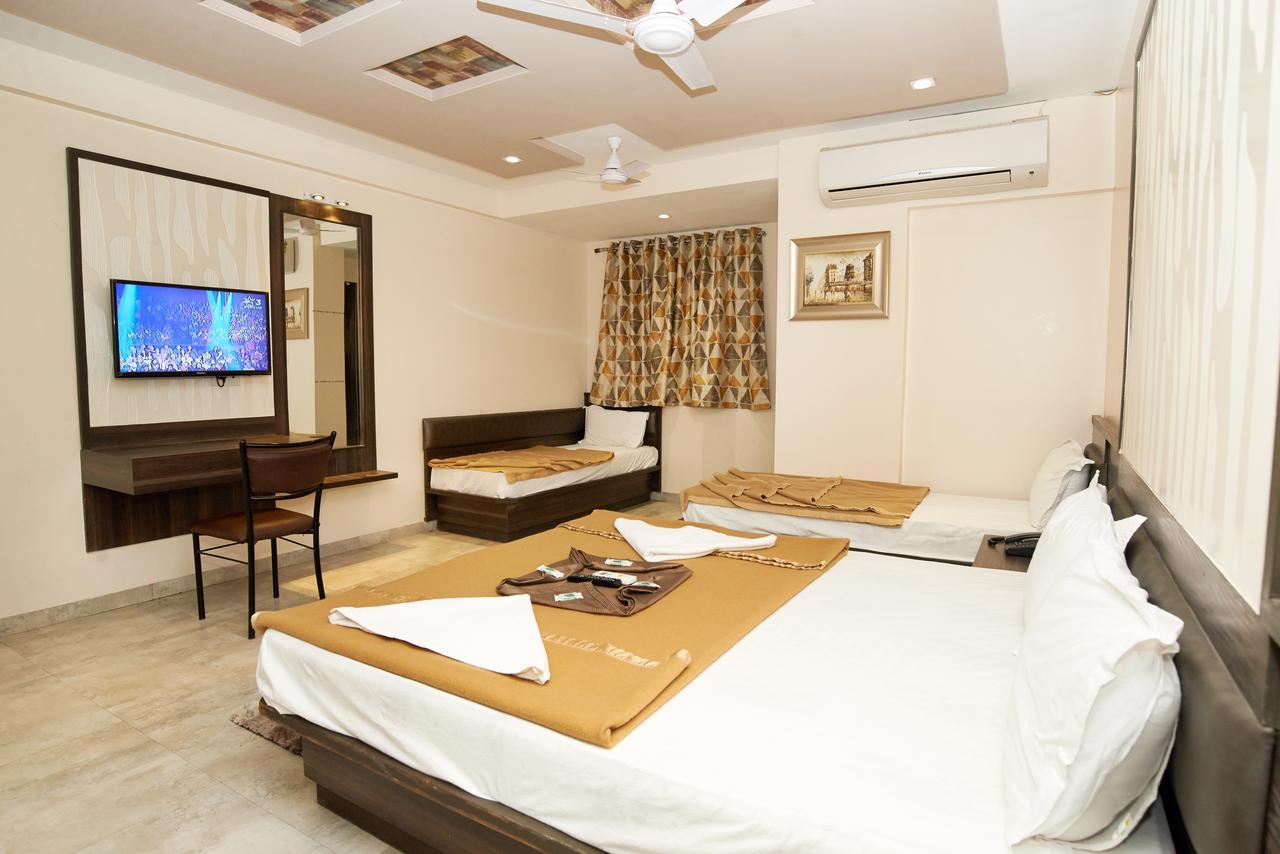 Hotel Sai Suraj Park شيردي المظهر الخارجي الصورة