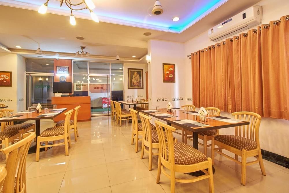 Hotel Sai Suraj Park شيردي المظهر الخارجي الصورة