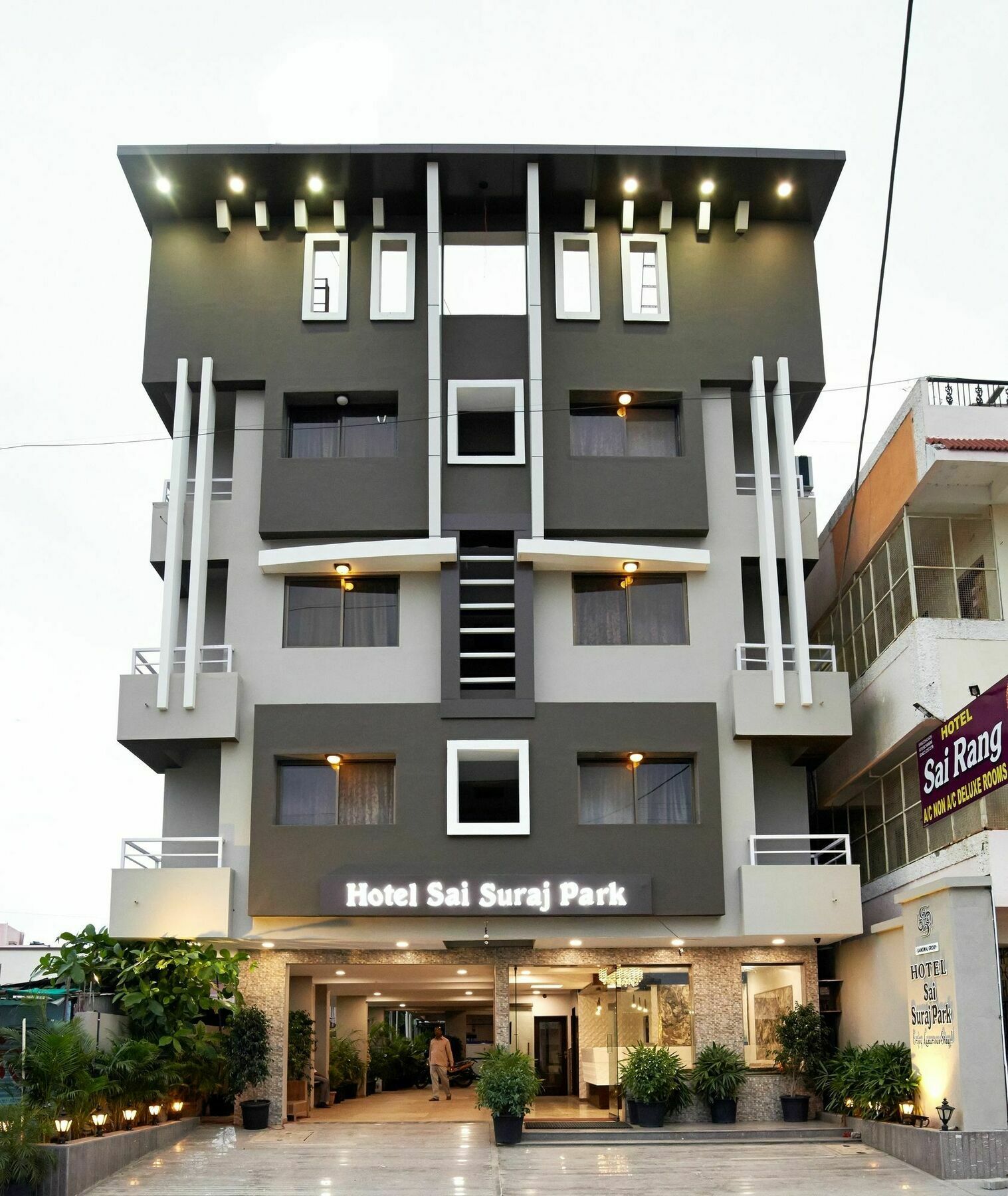 Hotel Sai Suraj Park شيردي المظهر الخارجي الصورة